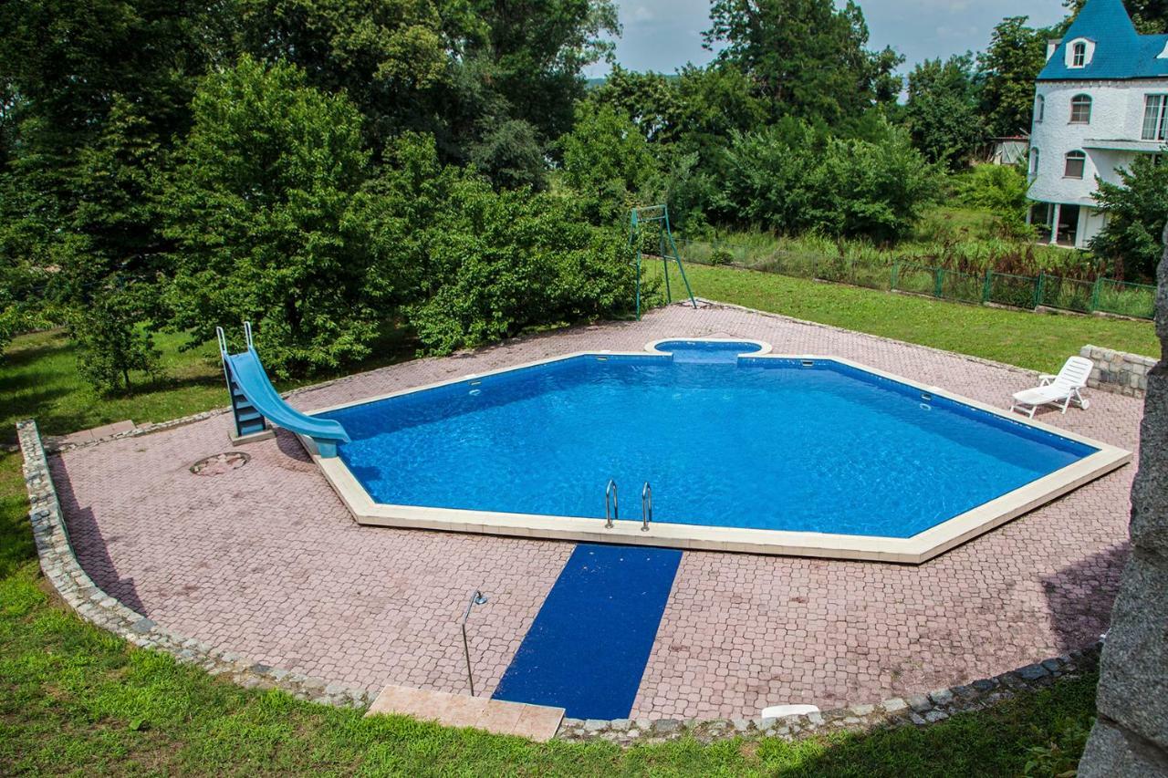 Вилла Exclusive House Legacy Смедерево Экстерьер фото